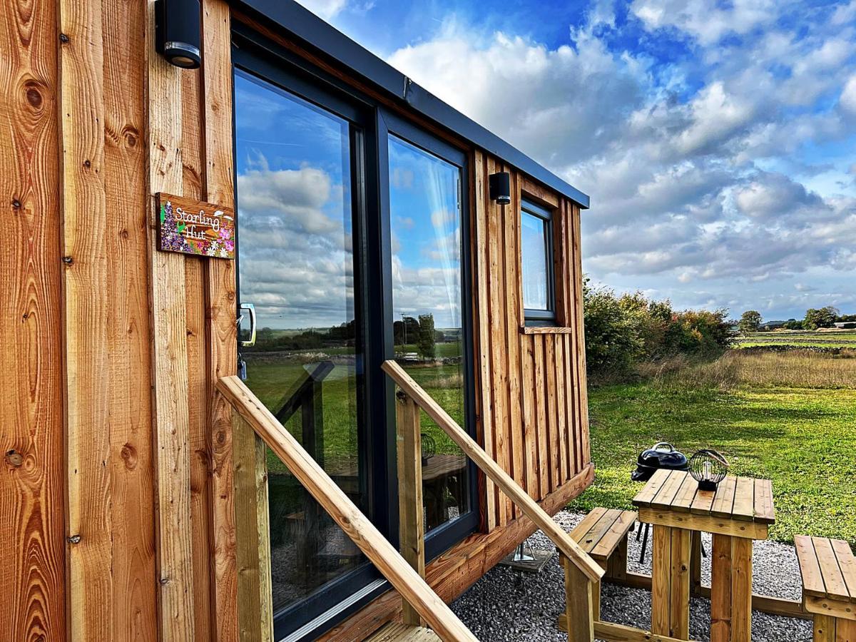 Luxury Shepherd Hut In The Peak District Бейкуел Екстериор снимка